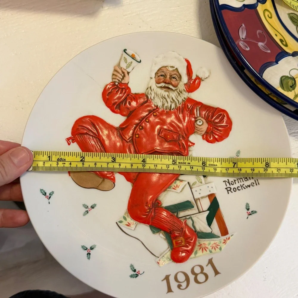 Vintage Norman Rockwell 1981 Christmas Plate Ringing In Good Cheer in Box